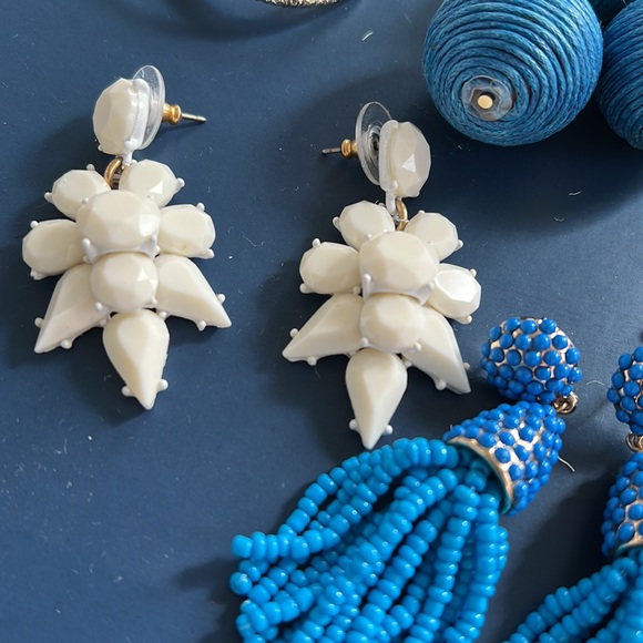 Earring collection - Picture 7 of 7